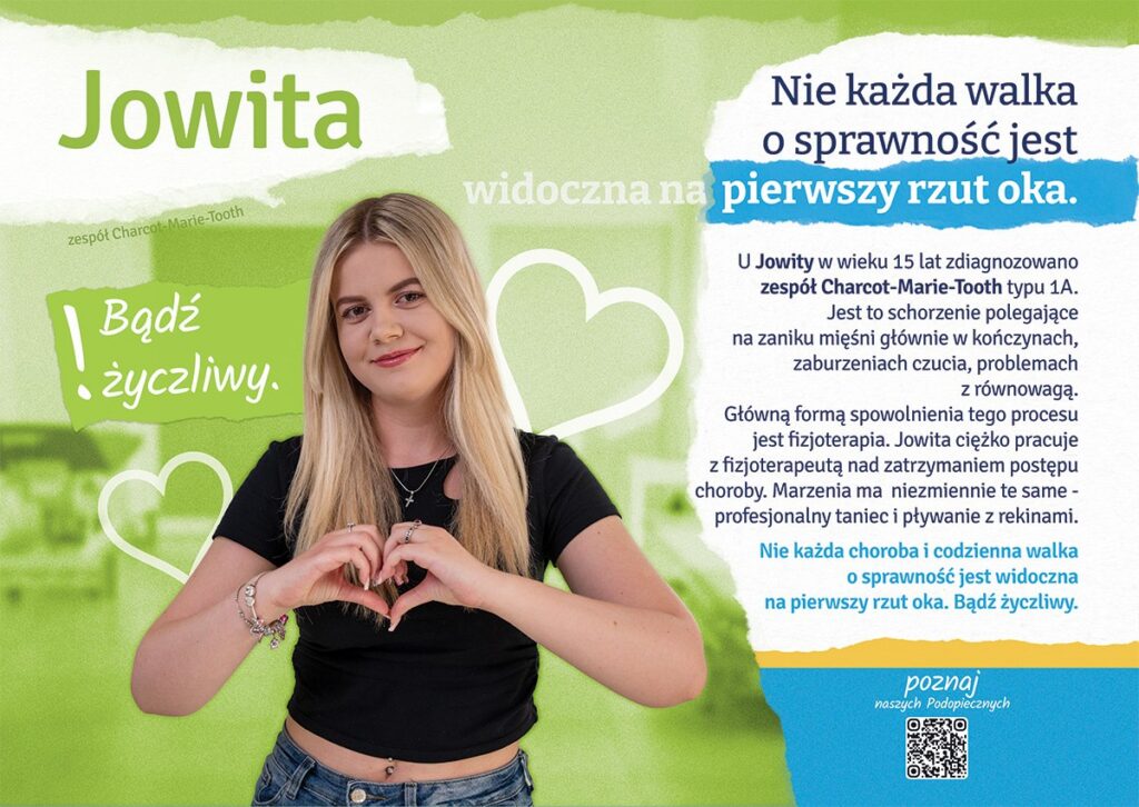 Karta kalendarza Codzienne Zwycięstwa 2027, Jowita: Jowita układa dłonie w kształt serca, hasło „Nie każda walka o sprawność jest widoczna na pierwszy rzut oka”.